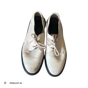 dr martens white cream oxfords unisex men’s 9 women’s 10 EU 42